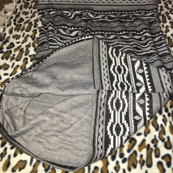 Pencil skirt - Picture 2 of 4