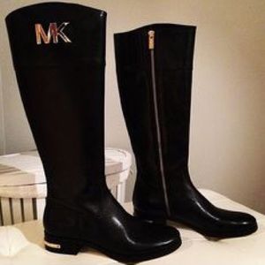 Michael Kors "Hayley" boot size 10