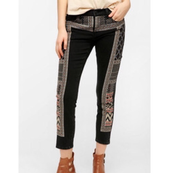 Urban Outfitters Denim - SOLD‼️ BDG Urban Outfitters NWT embroidered black