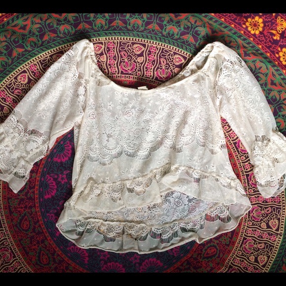 Over the shoulder top