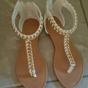 White and gold sandals w/ zipper in back