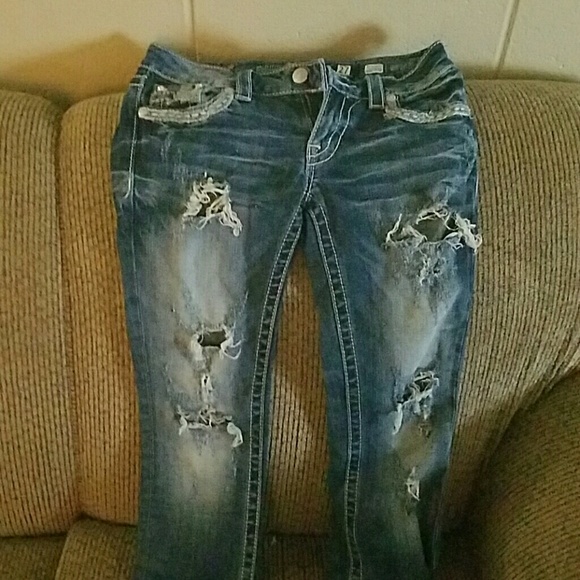 Miss me distressed straight cut jean