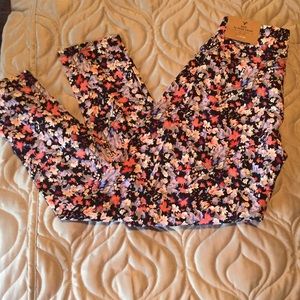American Eagle yoga Pants