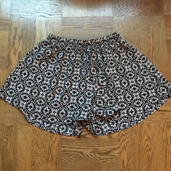 High waisted chiffon printed shorts