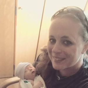 Meet your Posher, Hollie