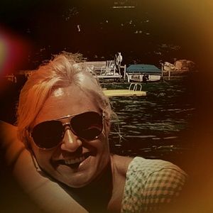 Meet your Posher, Dawn