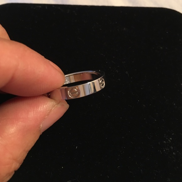 🎈SALE *SIZE 8🎈NWOT"LOVE" screw style ring - Picture 4 of 4