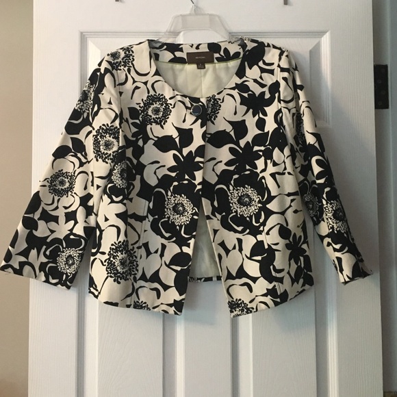 Merona Black and White Floral Jacket - Picture 1 of 3