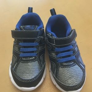 Boy toddler size 7