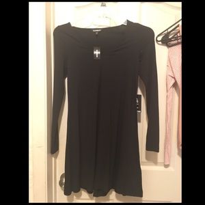EXPRESS BLACK VNECK DRESS XS