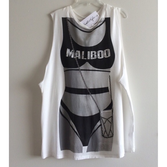 Kendall & Kylie Tops - 'Maliboo' Kendall & Kylie Muscle Tee
