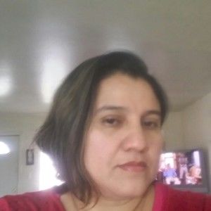 Meet your Posher, Julissa