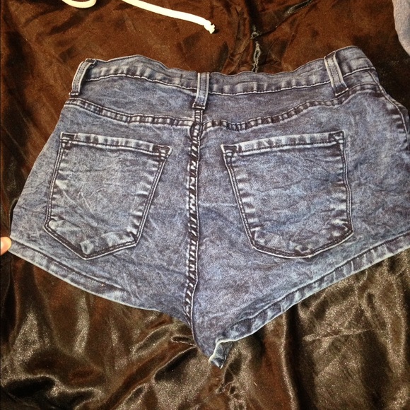 Cute high waisted shorts