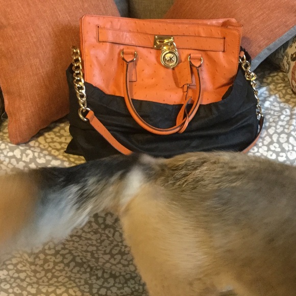 X SOLD Michael Kors ostrich Hammy X - Picture 4 of 4