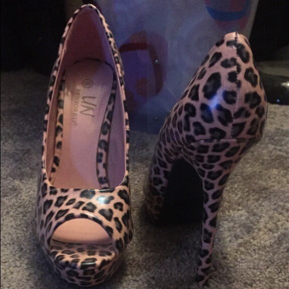 Pink and gray leopard print heels!