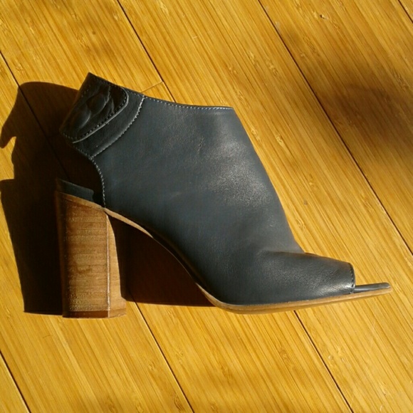 Steve Madden NONSTP - Picture 2 of 3