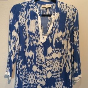 Size medium, blue and white ikat top