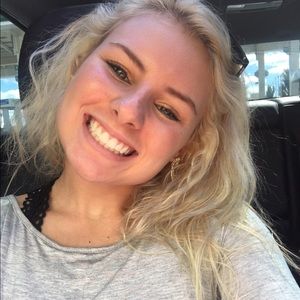 Meet your Posher, Lucy