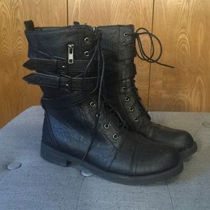 Pleather zip lace up military style boots 7.5