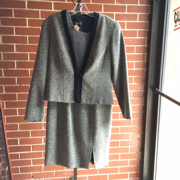 Donna Ricco dress suit.