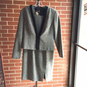 Donna Ricco dress suit.