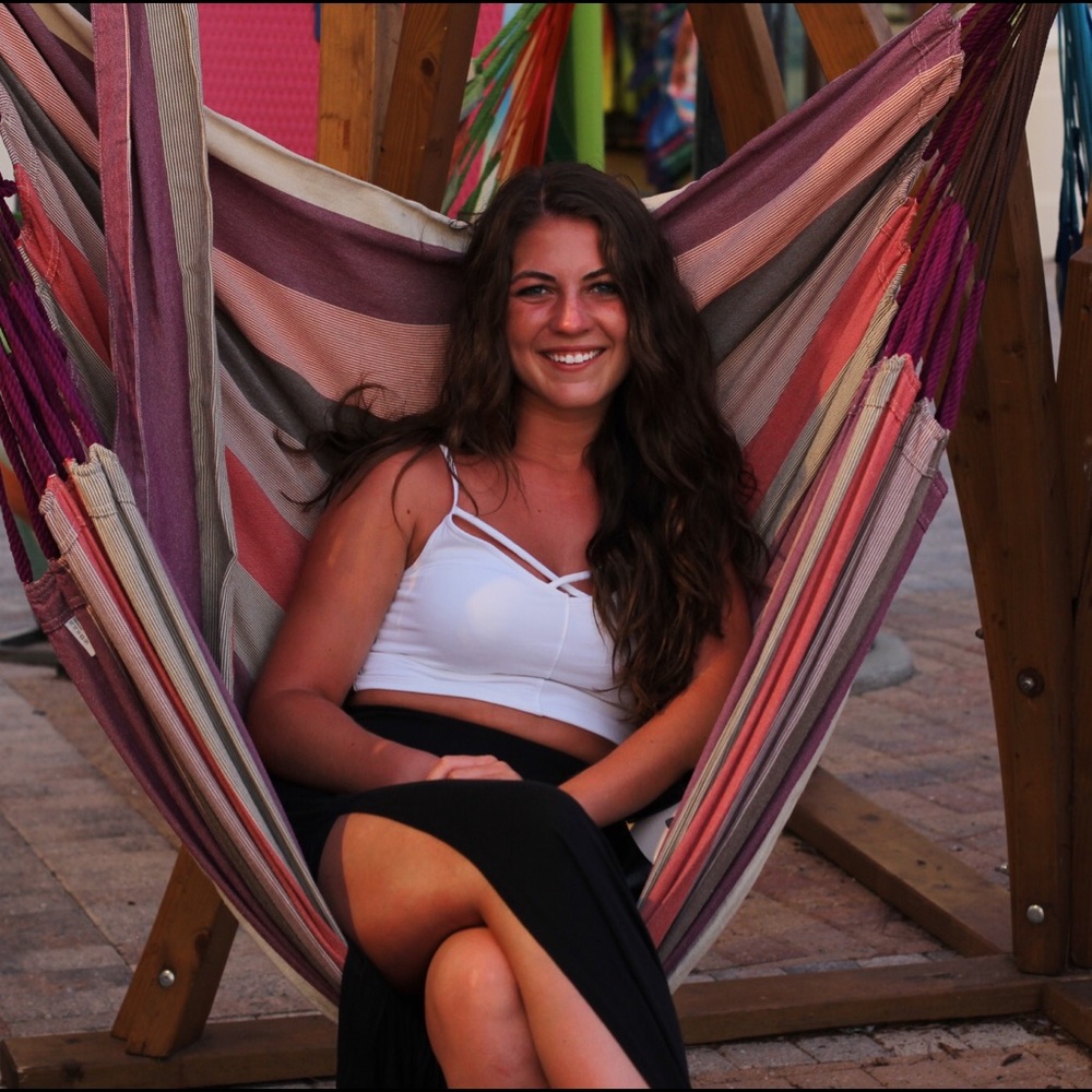 Meet your Posher, Brittany