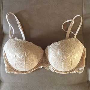 The date push up by PINK.