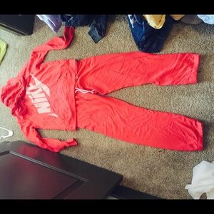 Nike sport； nike💯 is a a problem anymore