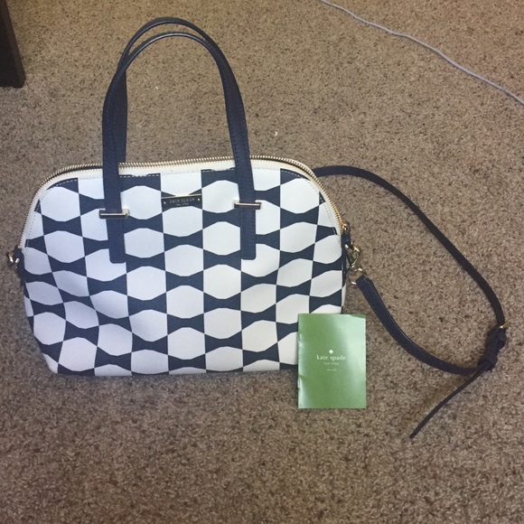 Kate Spade Cedar Street in bow print!