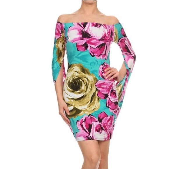 Va Va Voom Multi-color floral 3/4 kimono dress.