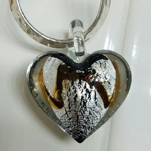 Silver necklace witha glass heart