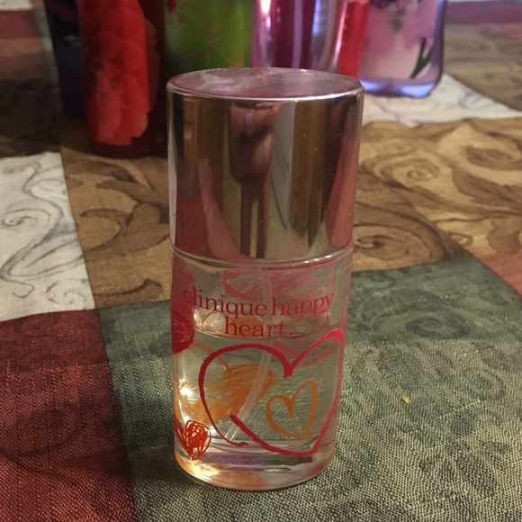 Clinique Happy Heart Perfume. Has a flowery smell.