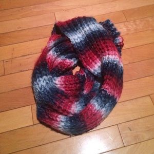 Infinity scarf