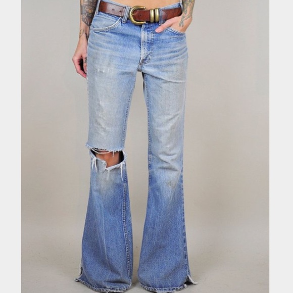⚡️FLASH SALE⚡️Levis Bootcut Flare jeans
