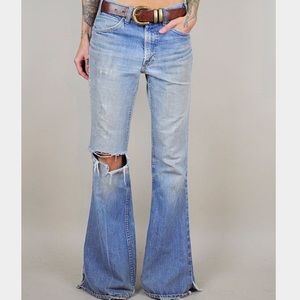 ⚡️FLASH SALE⚡️Levis Bootcut Flare jeans