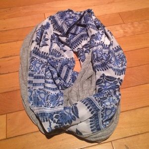 LOFT blue infinity scarf