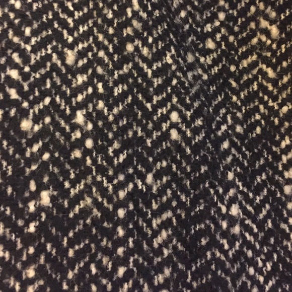 Smythe tweed jacket. Size 6 - Picture 2 of 3