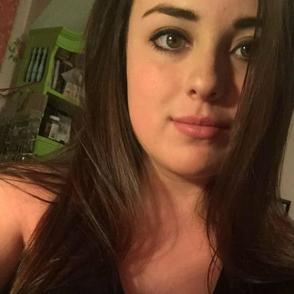 Meet your Posher, Mandy - Picture 1 of 1