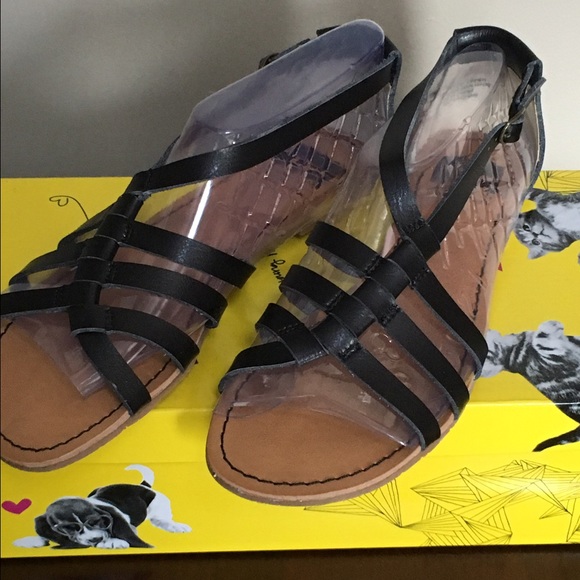 New in box BC Footwear Sandals.