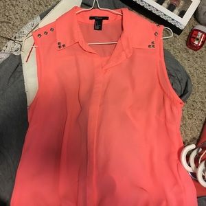 coral tank top