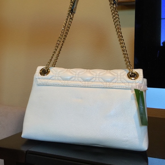 🎉HP🎉🎉Kate Spade shoulder purse. - Picture 3 of 4
