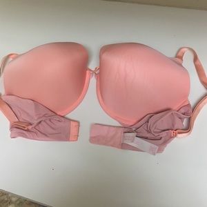 Victoria's Secret 36DD excellent condition