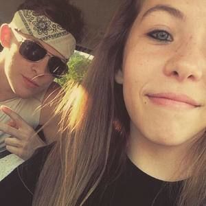 Meet your Posher, Savannah