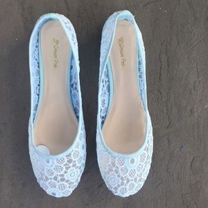 Light blue lace flats
