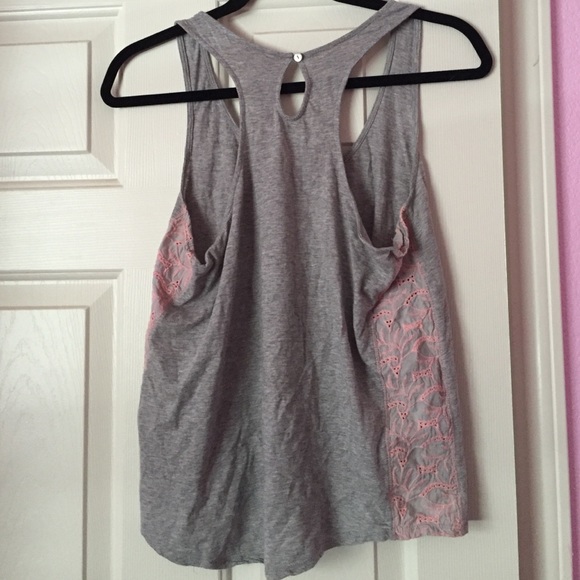 Beautiful Gray Tank Top - Picture 3 of 4