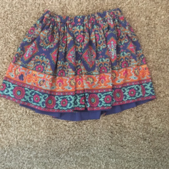 Sunshine&Daydreams ☀️Ralph Lauren paisley skirt