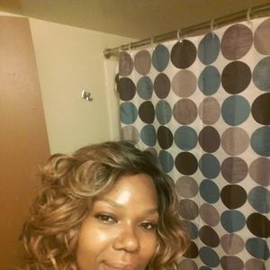 Meet your Posher, Donese