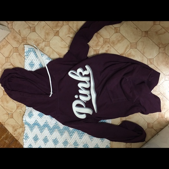 PINK SWEATSHIRT