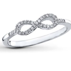 Diamond infinity ring 1/10 ct tw