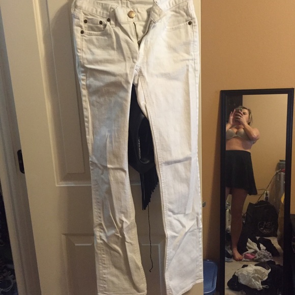 Too small - Picture 2 of 2